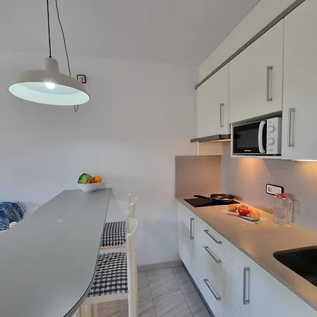 Apartament Con Terraza Vista Al Mar Y Piscina A 50m De La Playa - Hisp-236-152