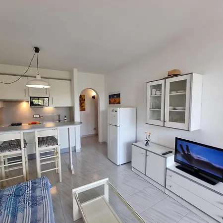 Con Terraza Vista Al Mar Y Piscina A 50m De La Playa - Hisp-236-152 Apartament